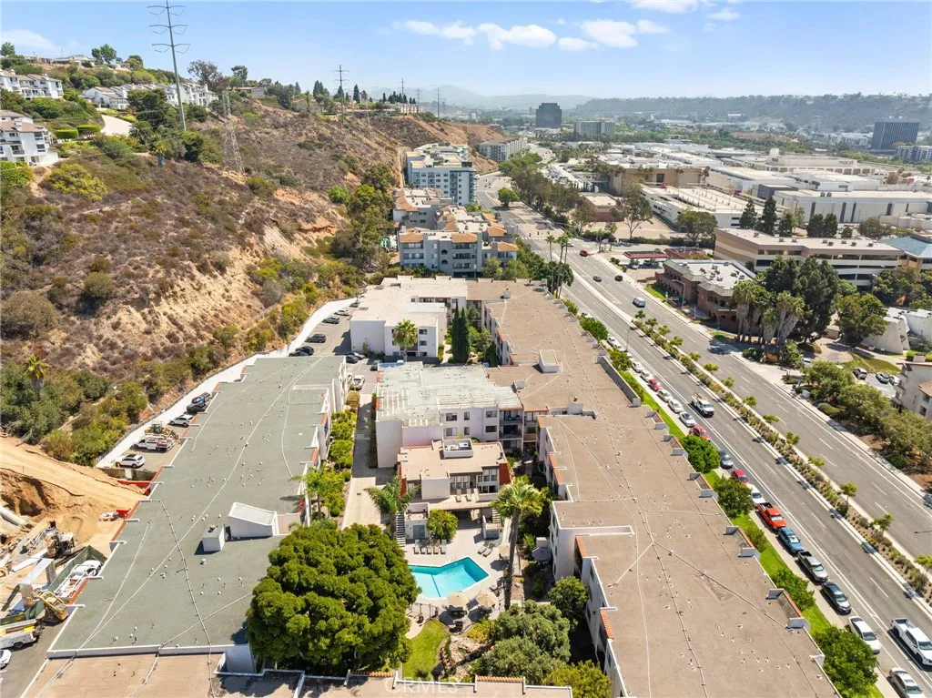 https://cdn.realtyfeed.com/cdn/127/306525170/eaee4b0672ffff0b8c7ef2601b0fd633.webp
