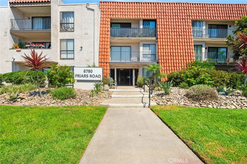 https://cdn.realtyfeed.com/cdn/127/306525170/eb4c89796c31689f52e26e168443efcb.webp
