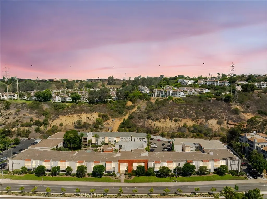 https://cdn.realtyfeed.com/cdn/127/306525170/f00a27ce2e502a74753e3d525e126930.webp