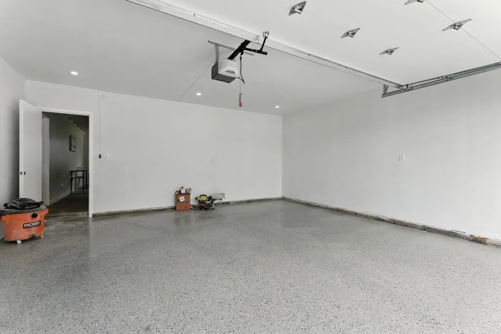https://cdn.realtyfeed.com/cdn/127/306525178/f7426933376f3bda313e82ae6e2fbd03.webp