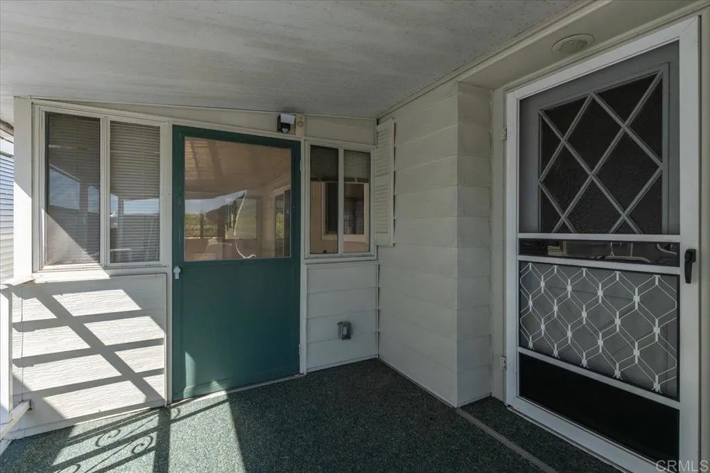 https://cdn.realtyfeed.com/cdn/127/306525220/0766f5e265b246a3a67274f916d97dd7.webp