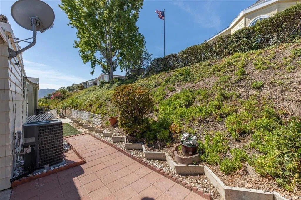 https://cdn.realtyfeed.com/cdn/127/306525220/4fa19e8e9ee93762adabe267354eb28c.webp