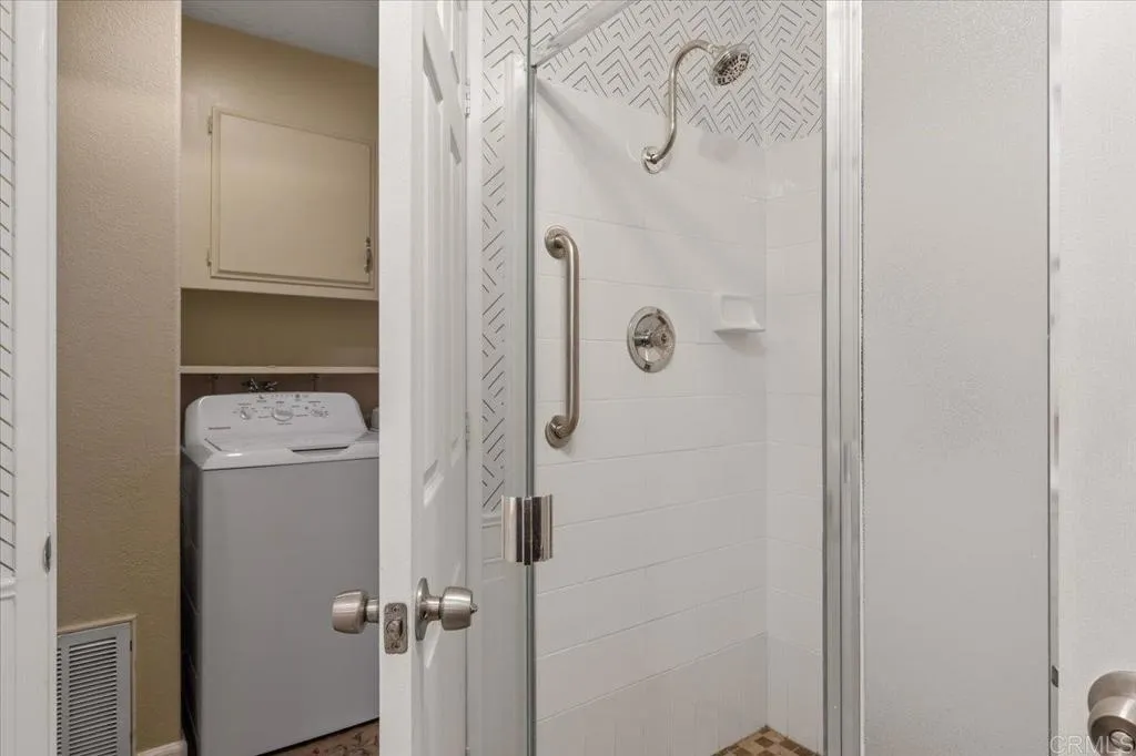 https://cdn.realtyfeed.com/cdn/127/306525220/702721703c7d674a5d1f61abee7038ed.webp