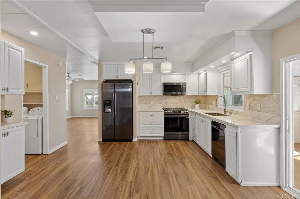https://cdn.realtyfeed.com/cdn/127/306525220/aa86c8292e55b98cc0723c0ebf108283.webp