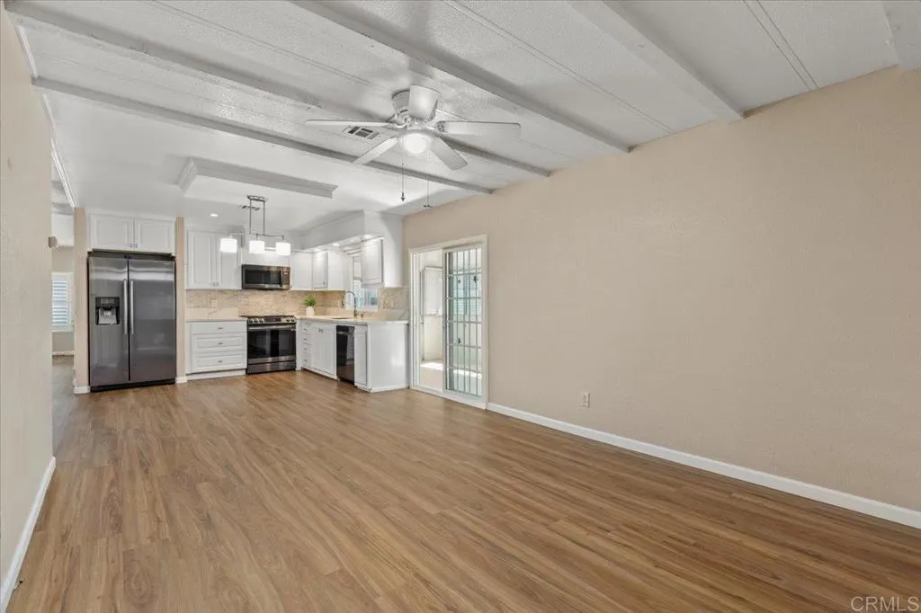 https://cdn.realtyfeed.com/cdn/127/306525220/fb8431f6eb820f6b75e93e0ad390f69d.webp