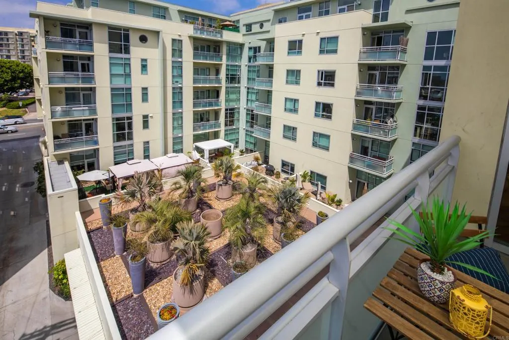 https://cdn.realtyfeed.com/cdn/127/306525254/3469909ae05d88d899ad893bc3489fdd.webp
