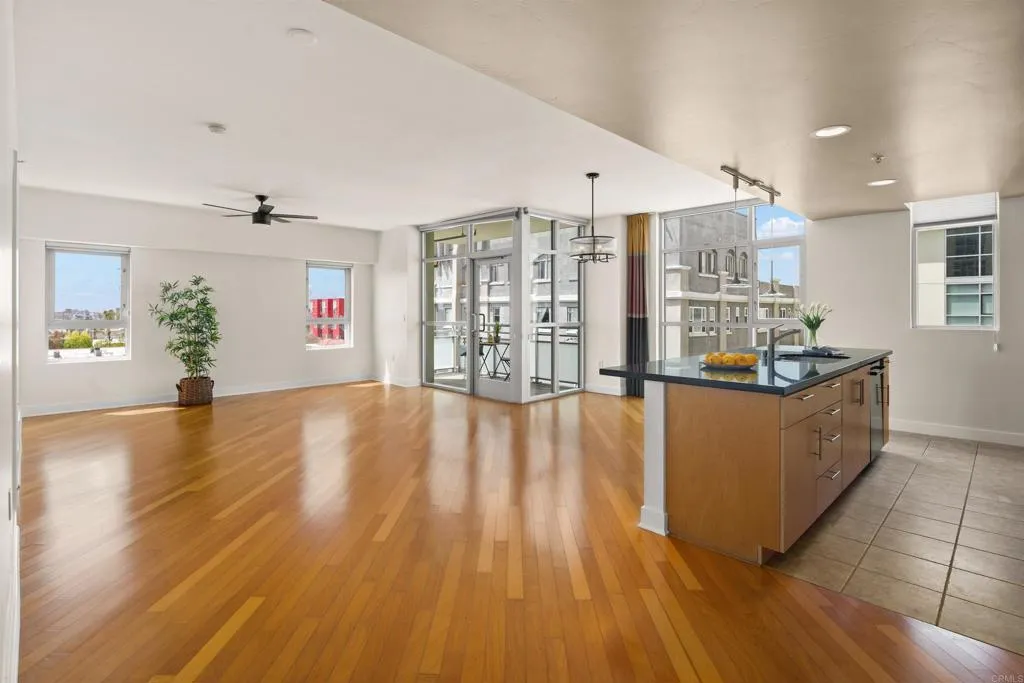 https://cdn.realtyfeed.com/cdn/127/306525254/3e5c32e78b77528aa737313493ea4cdb.webp
