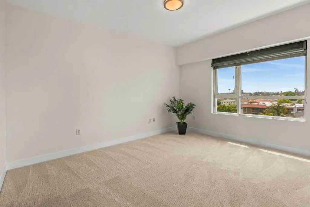 https://cdn.realtyfeed.com/cdn/127/306525254/9bca747c9f61400b29a737d022cc0891.webp
