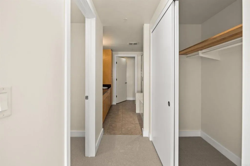 https://cdn.realtyfeed.com/cdn/127/306525254/e4e274895f209472bd38005ce2e7639b.webp