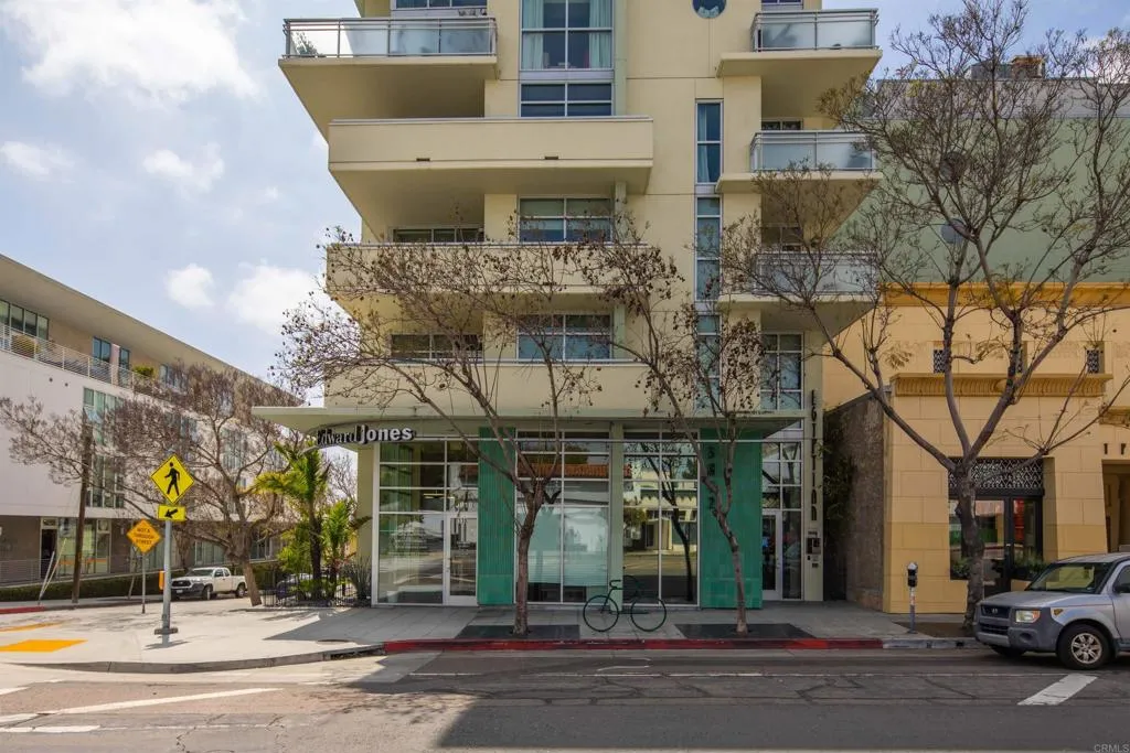 https://cdn.realtyfeed.com/cdn/127/306525254/e5ee82378fb4ed7d05b00ad4e9ee9e9e.webp
