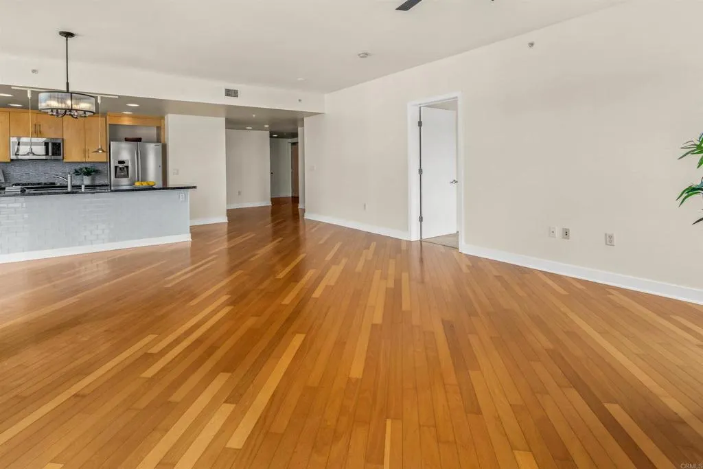 https://cdn.realtyfeed.com/cdn/127/306525254/ea7afe00e7860e9f7439e103cdf306d2.webp