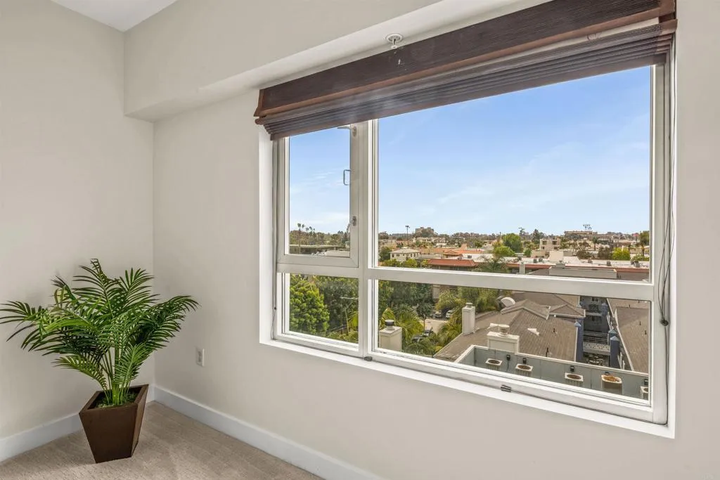 https://cdn.realtyfeed.com/cdn/127/306525254/fbcc3cf63c07854bbda006af8df39900.webp