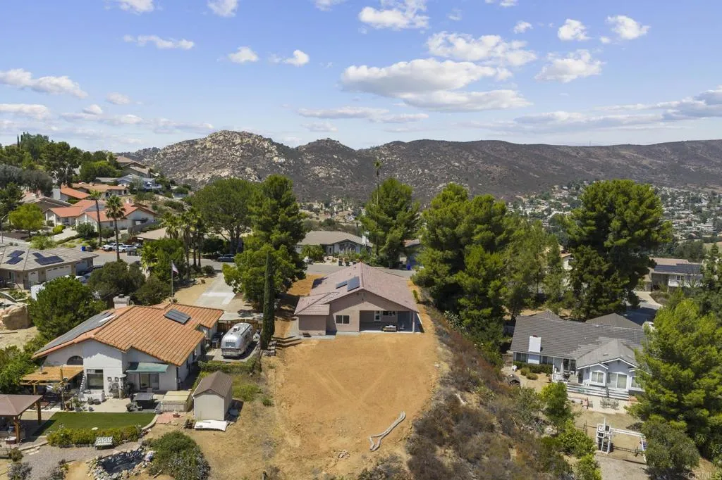 https://cdn.realtyfeed.com/cdn/127/306525255/3823ff2aab60581f17d2d6636978c9ac.webp