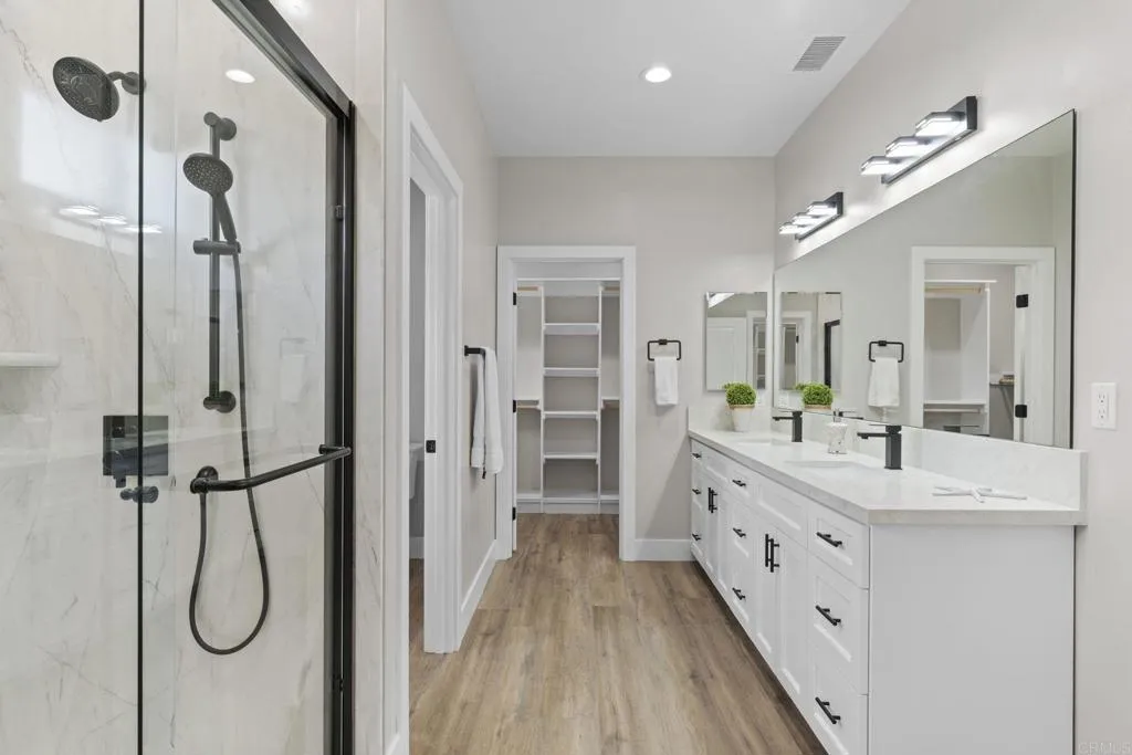 https://cdn.realtyfeed.com/cdn/127/306525255/730d66fbaa492b2a45773aec7d3eb8dd.webp