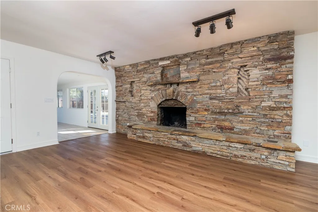 https://cdn.realtyfeed.com/cdn/127/306525341/42c82264b05d91e09a83f06cb91dfb26.webp