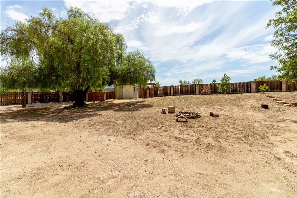 https://cdn.realtyfeed.com/cdn/127/306525341/91e4c9f04bef89511d8fcf99bc1fefc3.webp