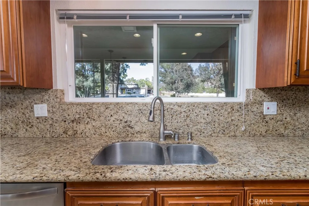 https://cdn.realtyfeed.com/cdn/127/306525341/a173bbe4bc15fddc591f19a4f5bbfd8e.webp