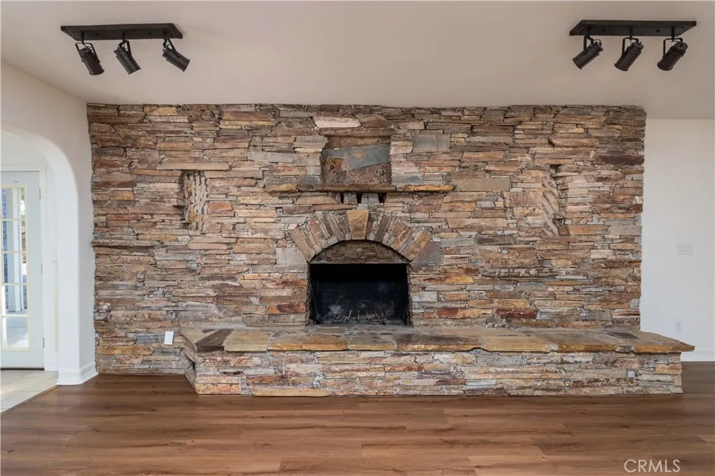 https://cdn.realtyfeed.com/cdn/127/306525341/c715b1a6b725568c822c86bafe67d086.webp