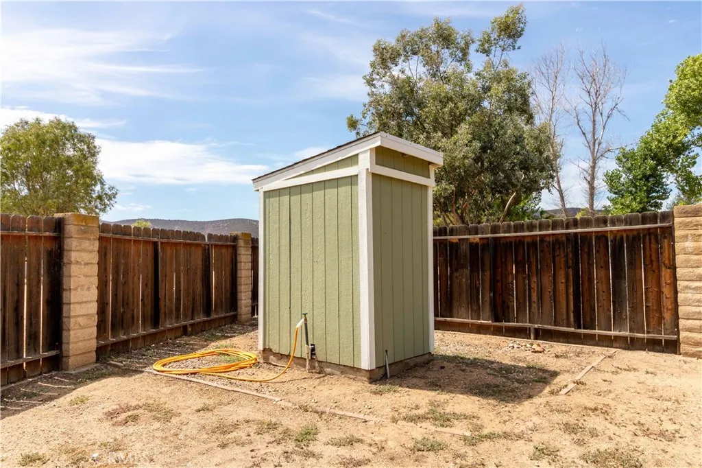 https://cdn.realtyfeed.com/cdn/127/306525341/f549eef6e1afa7970b745b6a1b9c74fa.webp
