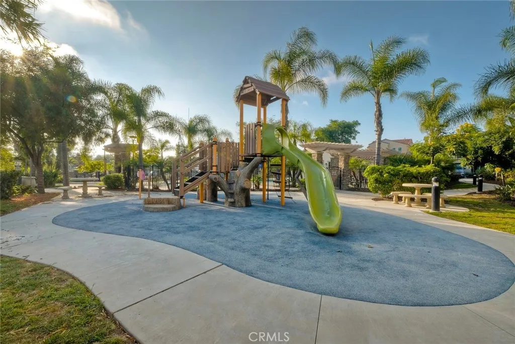 https://cdn.realtyfeed.com/cdn/127/306525346/521c9705e686385490a8a12faa3aefbb.webp