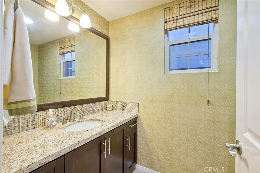https://cdn.realtyfeed.com/cdn/127/306525346/672ef11032046616ce186b78af8012e3.webp