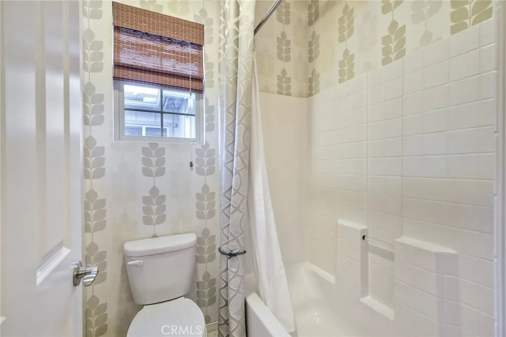 https://cdn.realtyfeed.com/cdn/127/306525346/eb6942a562da4ca6254f886133623441.webp