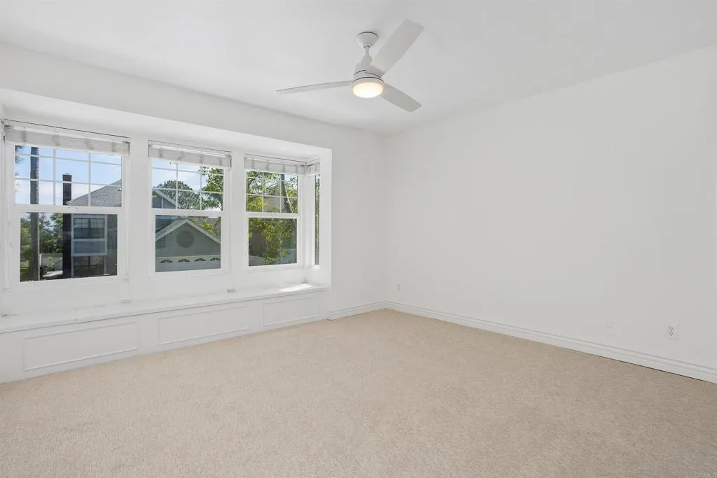 https://cdn.realtyfeed.com/cdn/127/306525359/c5a21a315313d79a42dc8eff628db61e.webp