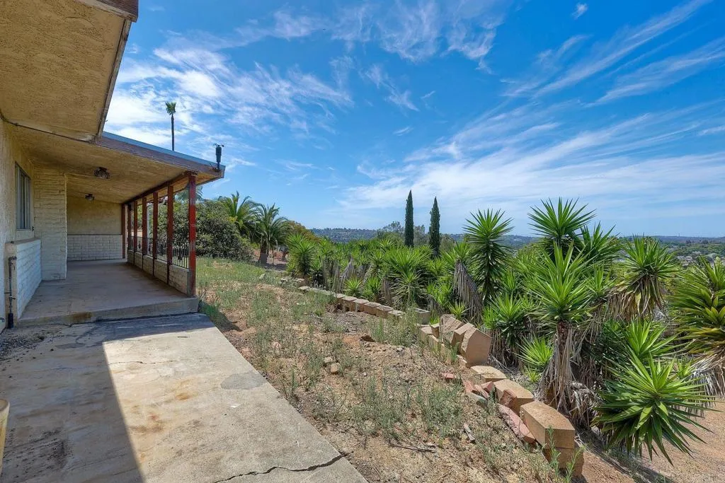 https://cdn.realtyfeed.com/cdn/127/306525361/66e80509e0203ae214d7cbbf73a4435f.webp