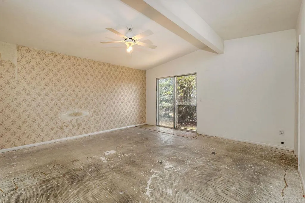 https://cdn.realtyfeed.com/cdn/127/306525361/6bcfef0e559f275abdb95ae47badbea6.webp