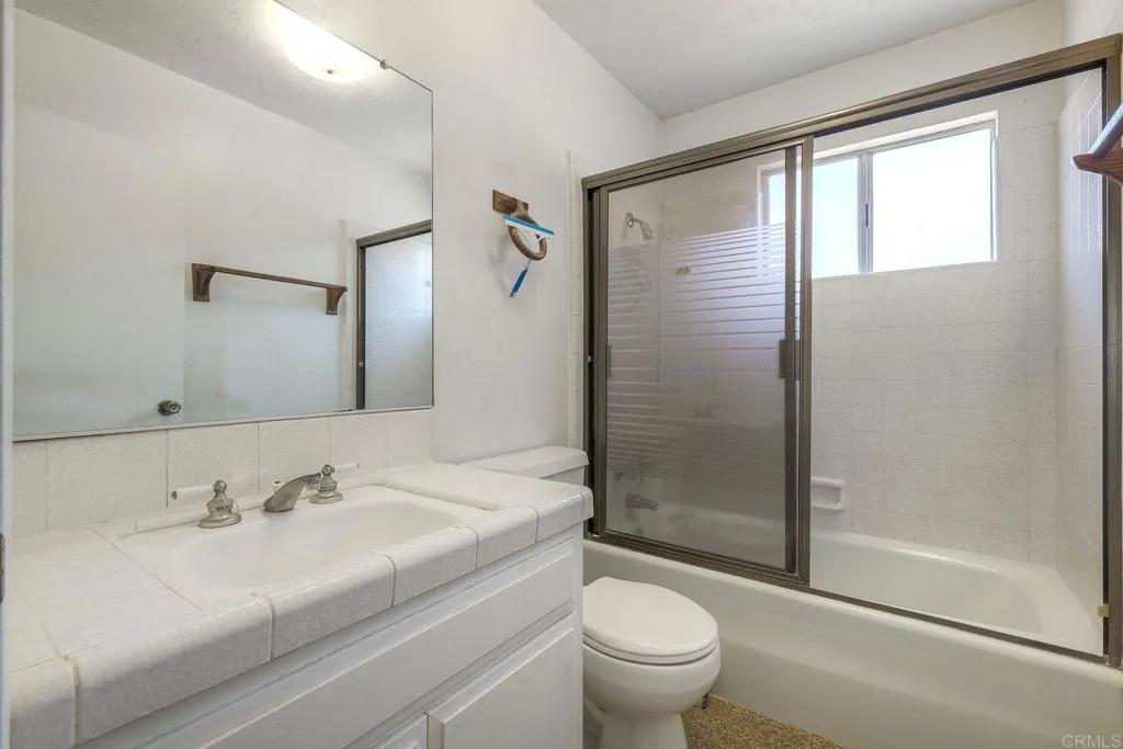 https://cdn.realtyfeed.com/cdn/127/306525361/8afdbdfee1fd9897b58bb179f147702b.webp