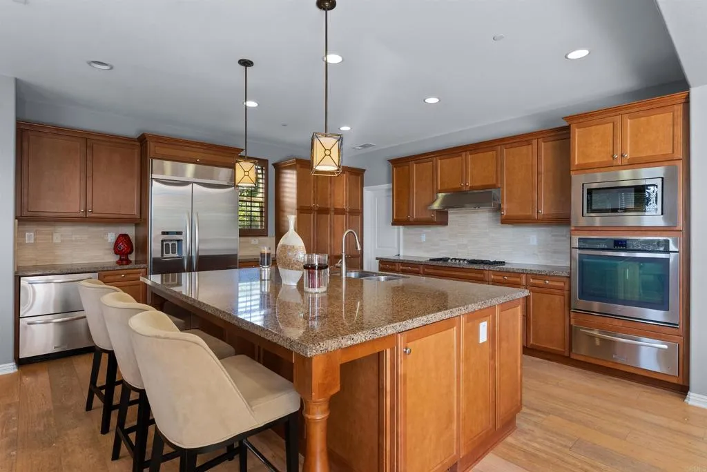 Photo #12: PTP2506438 Listing: Photo #12