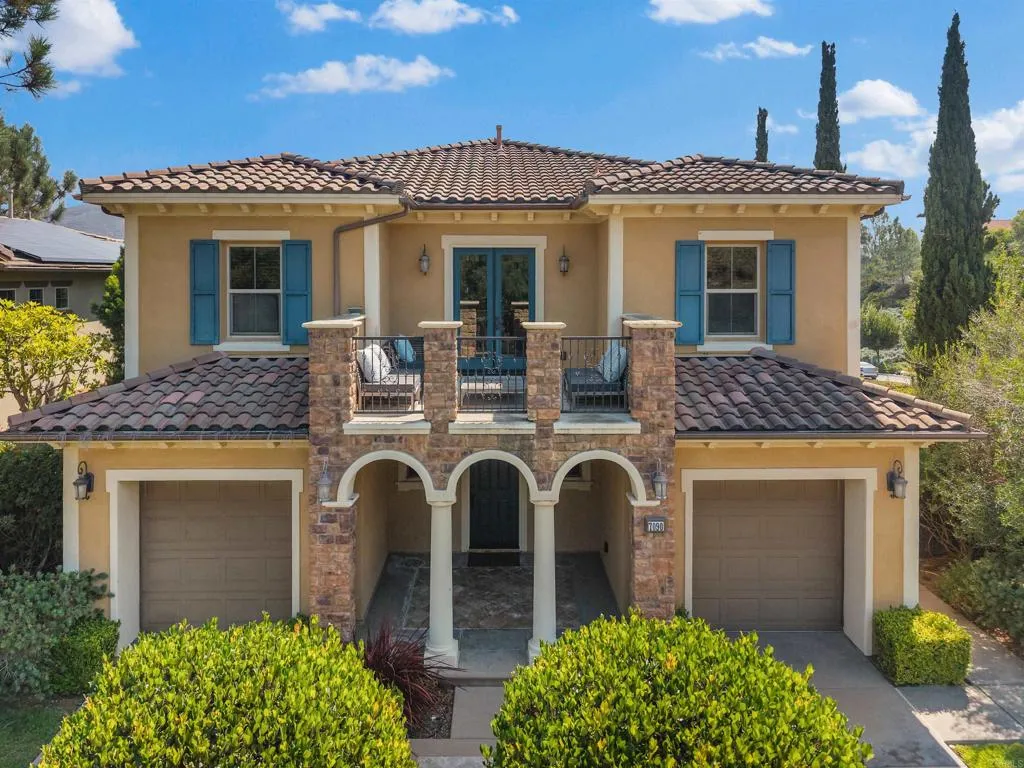 MLS: PTP2506438 Condo For Sale