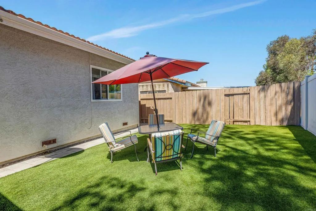 https://cdn.realtyfeed.com/cdn/127/306525373/ec4be2c16d9c52d38ca1ca8a8a6afc3c.webp