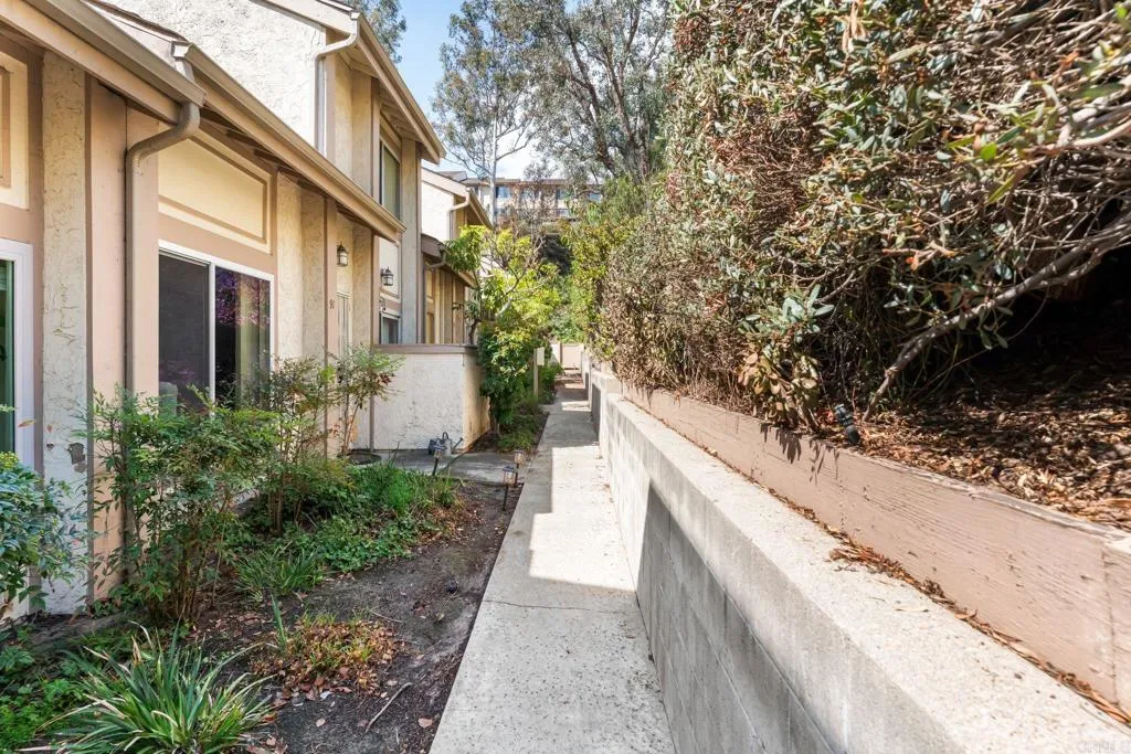 https://cdn.realtyfeed.com/cdn/127/306525434/6eaee86135120fcc9a1ced70b63acb07.webp
