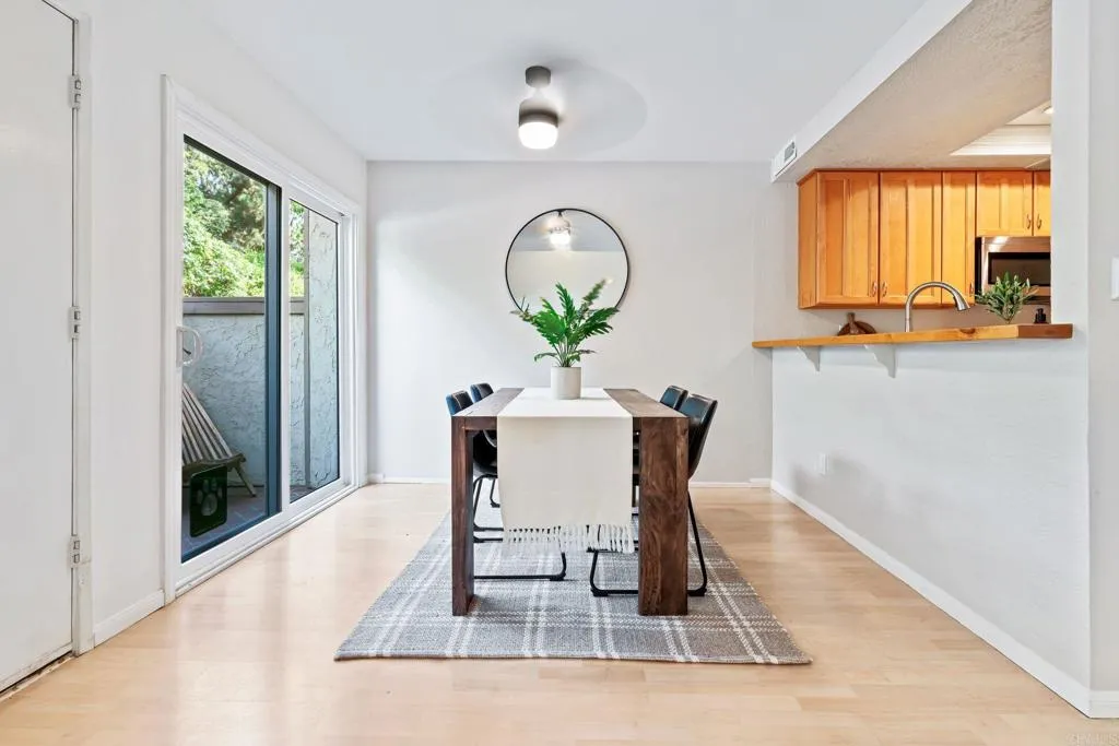 https://cdn.realtyfeed.com/cdn/127/306525434/b1577186f673711e515aebfbf0d1704c.webp