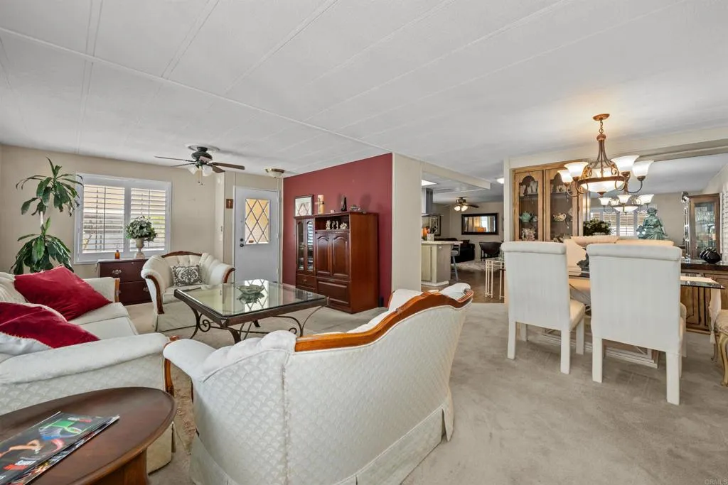 https://cdn.realtyfeed.com/cdn/127/306525472/2a45d4ba4be34bece9b6b93bd04bb5dc.webp