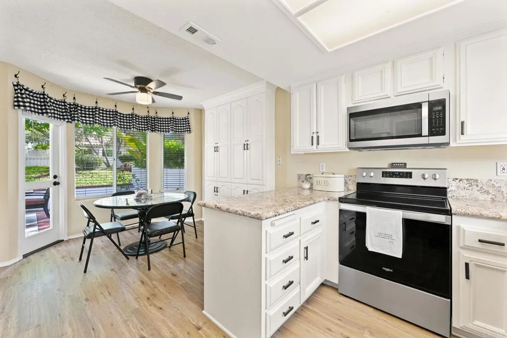 https://cdn.realtyfeed.com/cdn/127/306525480/909d00da497412758955908a0f21cee4.webp