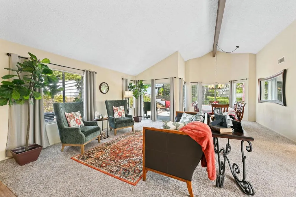 https://cdn.realtyfeed.com/cdn/127/306525480/a5344712aec1b28bc9522ec0fd5648d1.webp