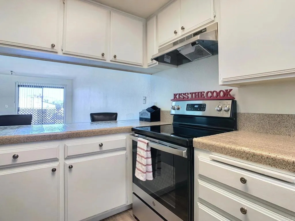 https://cdn.realtyfeed.com/cdn/127/306525484/034c7ddb1ad6839db55119d73923c2f0.webp