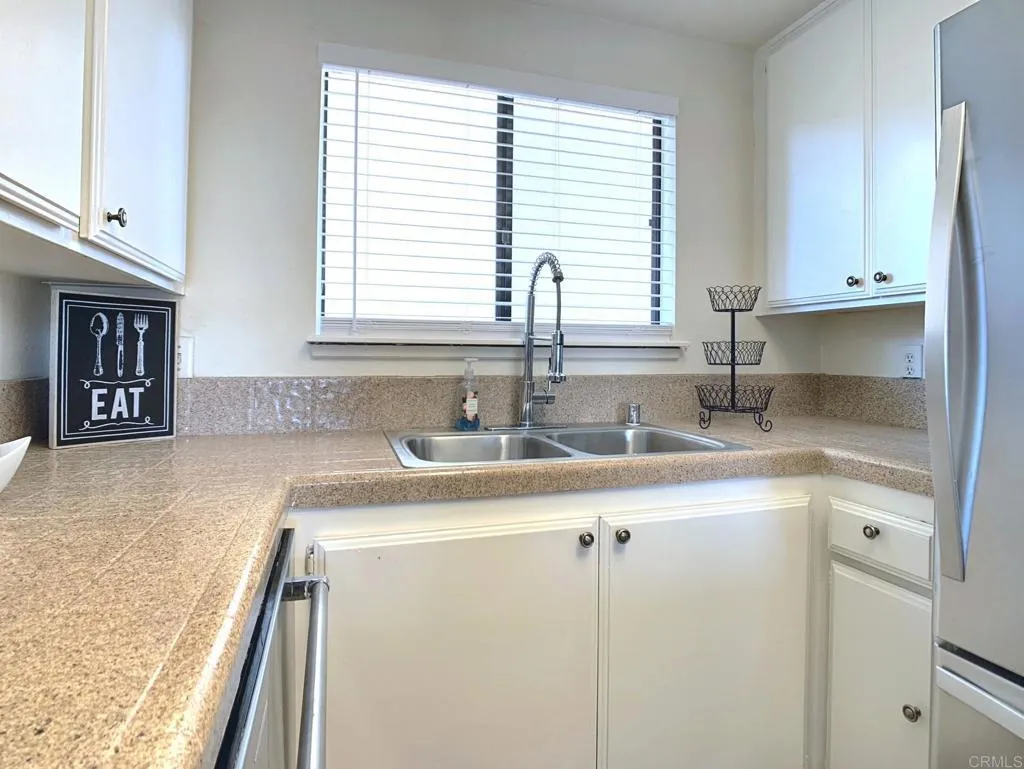https://cdn.realtyfeed.com/cdn/127/306525484/bac882fee447c2e02ff38f8d4f992cd0.webp