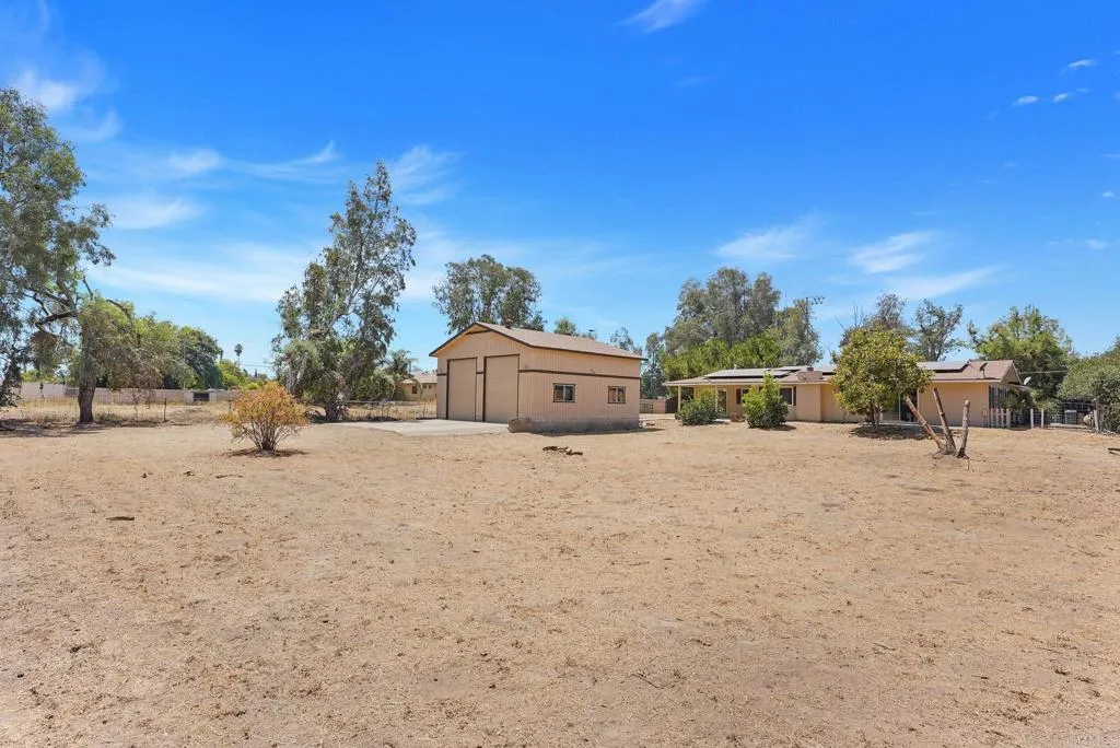https://cdn.realtyfeed.com/cdn/127/306525498/51e67f03cf53edb0b63428c8ca525584.webp