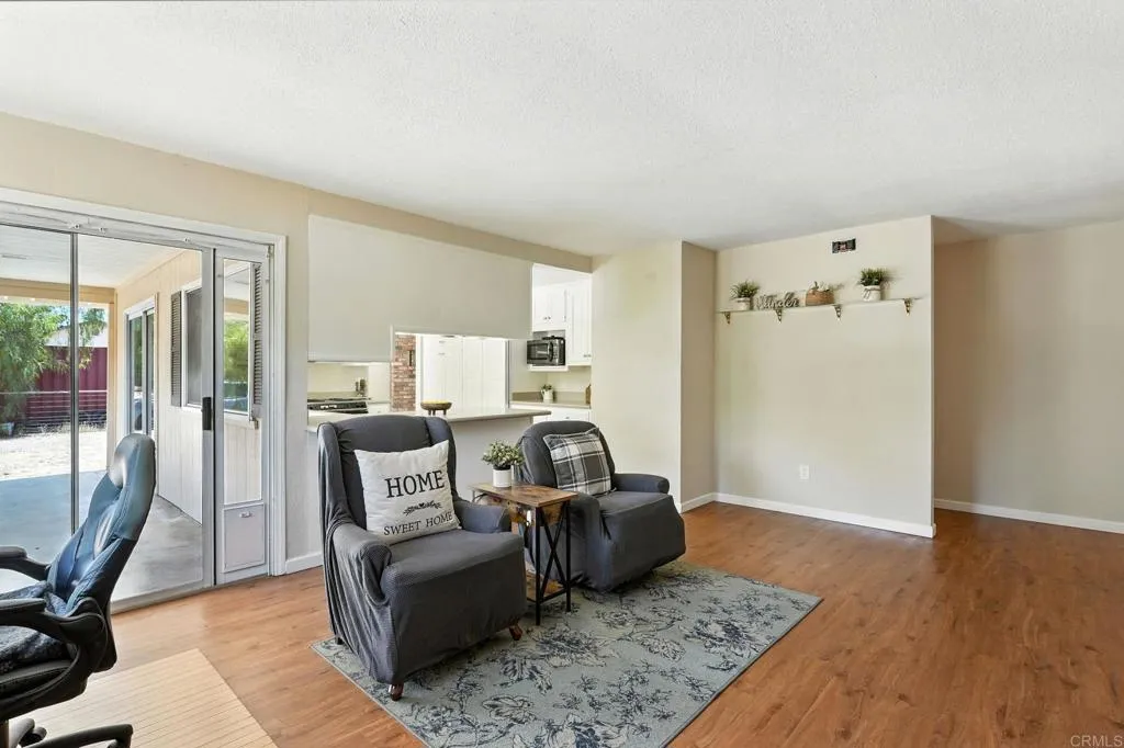 https://cdn.realtyfeed.com/cdn/127/306525498/62f94070c33a13b836471bf0624e7e37.webp
