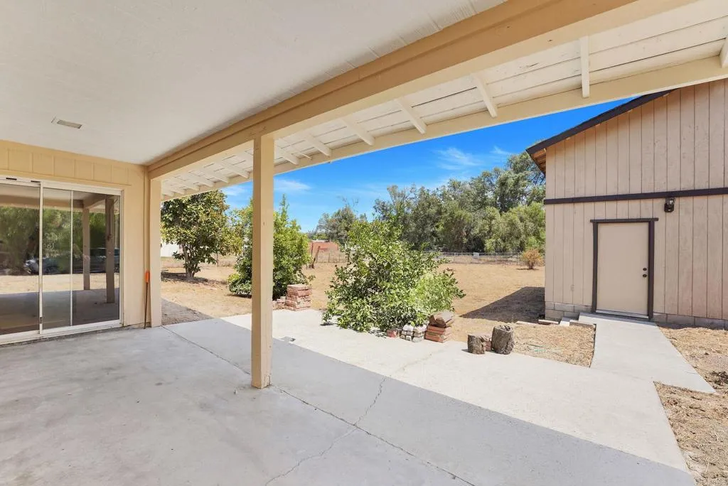 https://cdn.realtyfeed.com/cdn/127/306525498/78f69cd30bbf010e83e01c79910d4eb1.webp