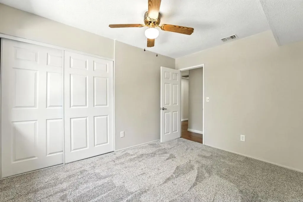 https://cdn.realtyfeed.com/cdn/127/306525498/dd66916f7b0bb0bf5e8e758dea879611.webp