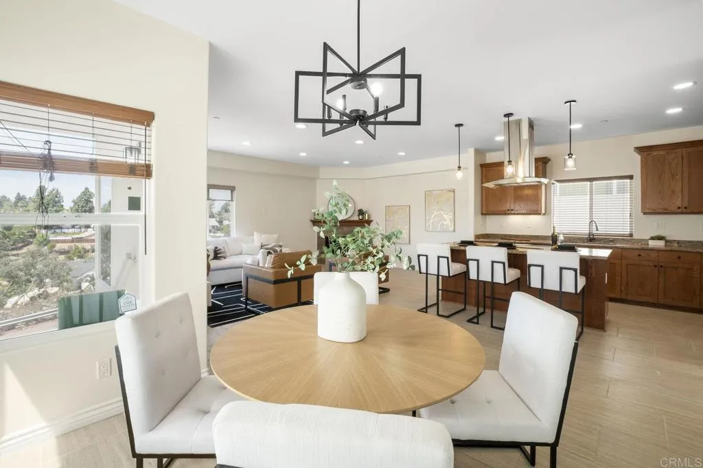 https://cdn.realtyfeed.com/cdn/127/306525511/141ce7b5a1d30d22d4f55352cac30ff5.webp