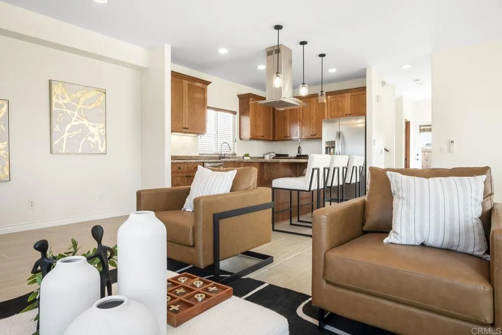 https://cdn.realtyfeed.com/cdn/127/306525511/186eaa666d4c233323a3d906b34f91c5.webp