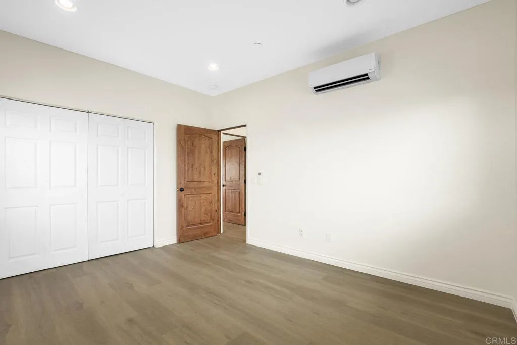 https://cdn.realtyfeed.com/cdn/127/306525511/4d26b6e0c6f28178cfe75d577d8ebc29.webp