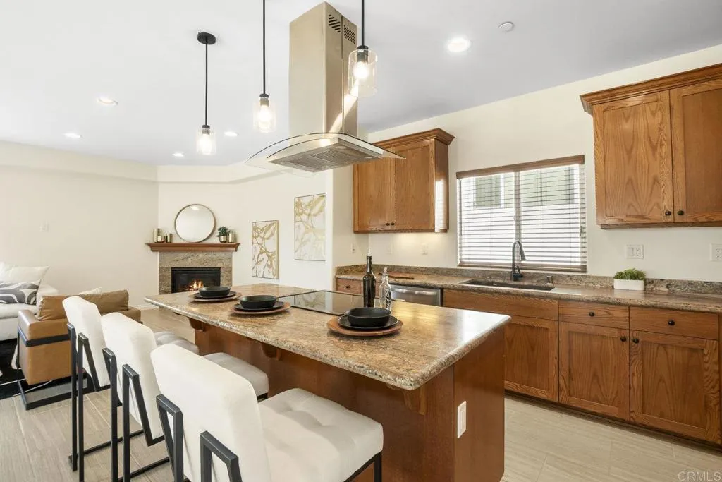 https://cdn.realtyfeed.com/cdn/127/306525511/7a6b40230d1526cc86e9b2b37eb0bdde.webp