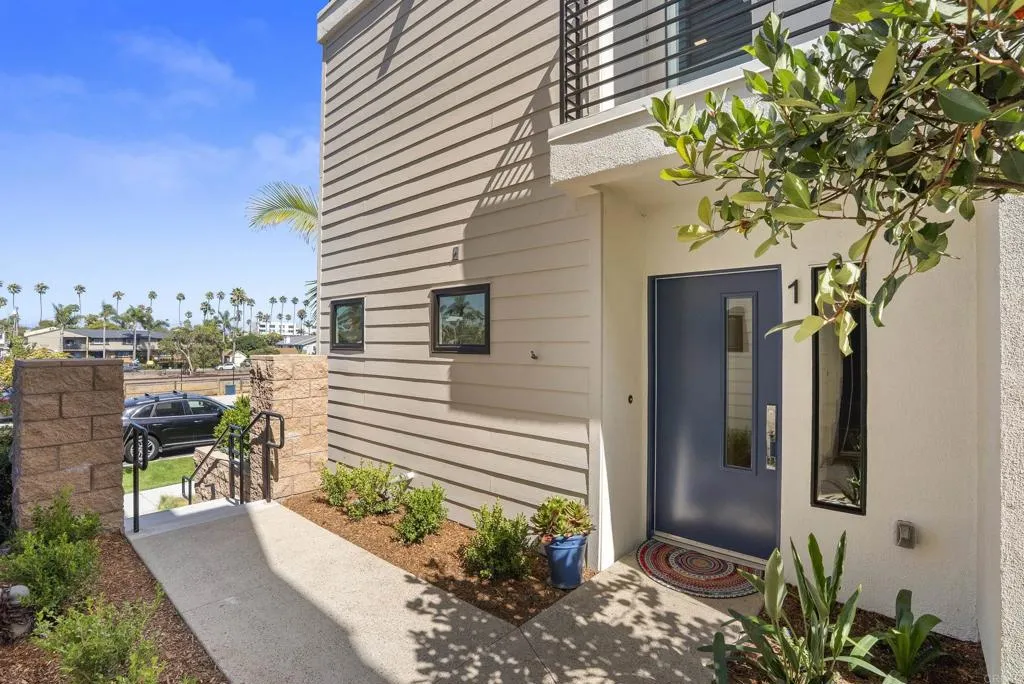 https://cdn.realtyfeed.com/cdn/127/306525546/147470eea1cb0c2664d96918fd04242d.webp