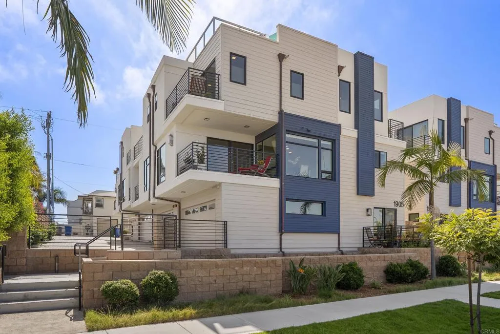 https://cdn.realtyfeed.com/cdn/127/306525546/3de2f1ab12936fe572fd97d7d8476f76.webp